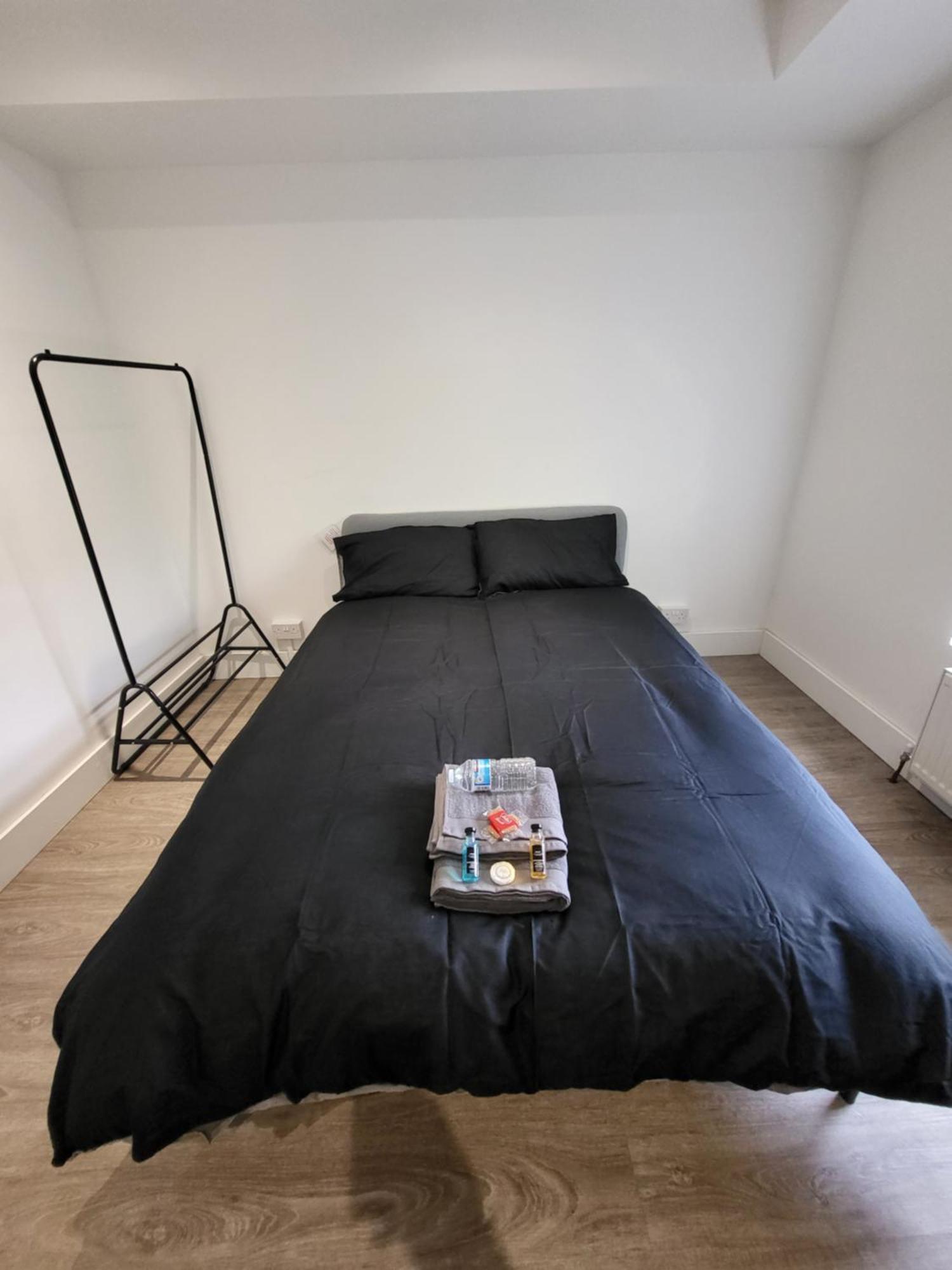 Private Room Near Central Ideal For City Explorers ロンドン エクステリア 写真